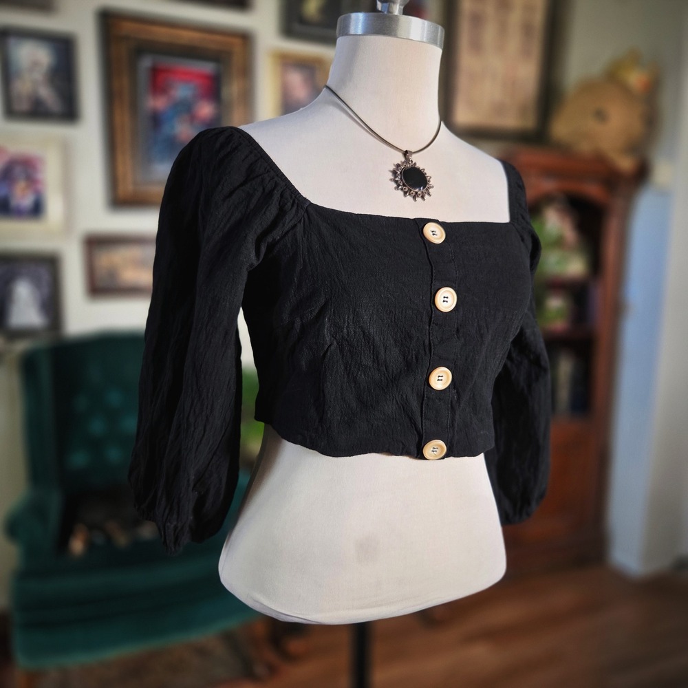 Urban Outfitters Black Puff Sleeve‎ Crop Top Button Front Smocked Back Blouse M